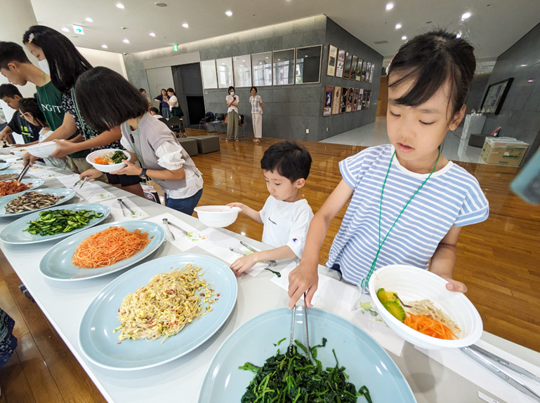 야채도 많이 먹게 되는 비빔밥