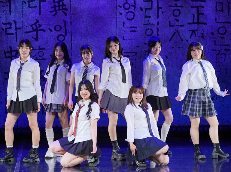 K-POPダンス公演（日本外国語専門学校）