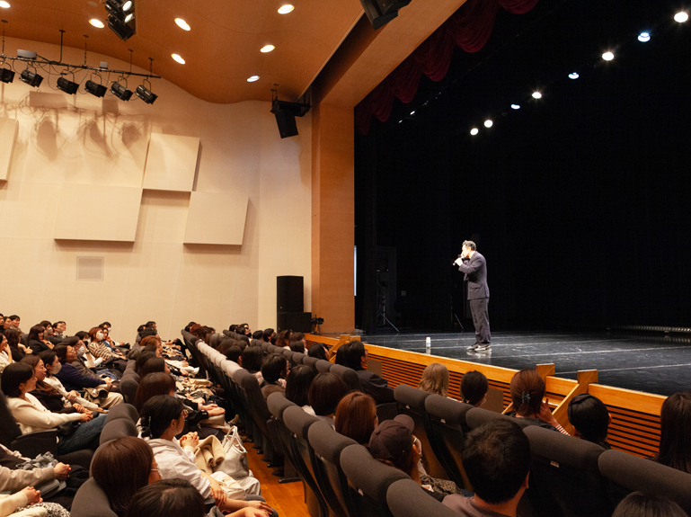 トークショーの様子