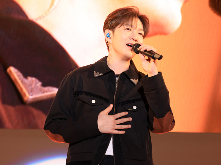 イ・チャンソプさんのK-POPコンサート