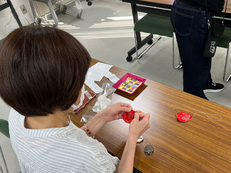 体験イベント「韓紙伝統工芸品作り」