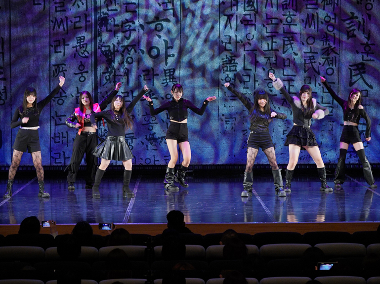 ステージアトラクション部門発表の様子