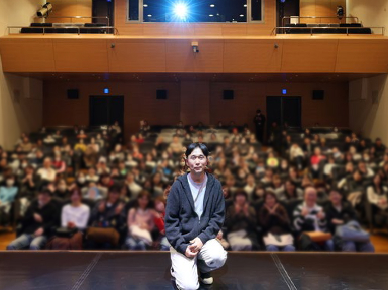 作家トークショーの風景