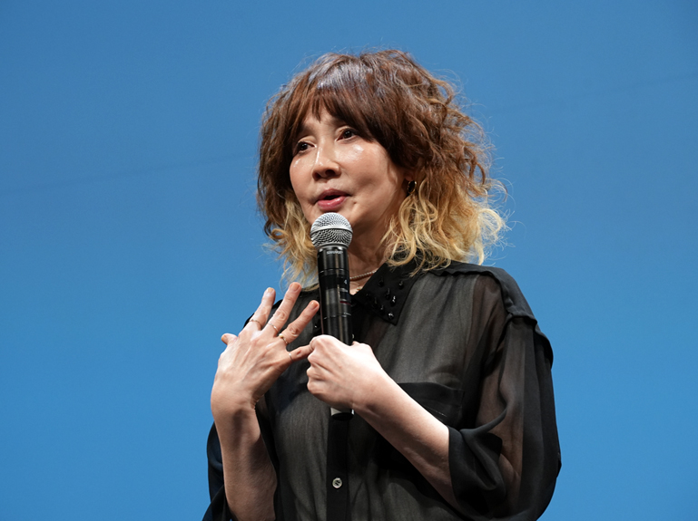 영화의 매력을 전하는 방송인 YOU 씨