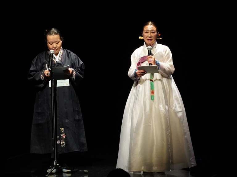 舞台芸術監督による挨拶