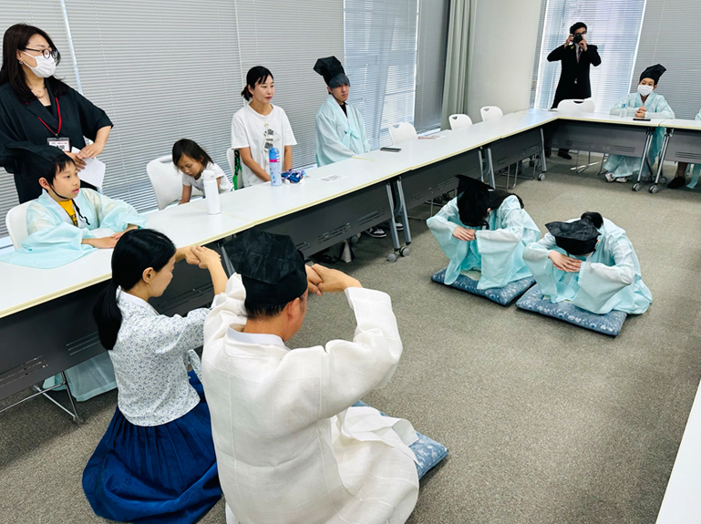 礼儀教育〜伝統挨拶（女の子編）