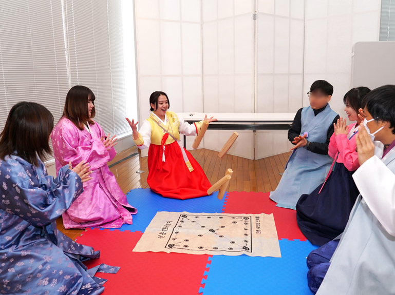 伝統遊び体験－ユンノリ