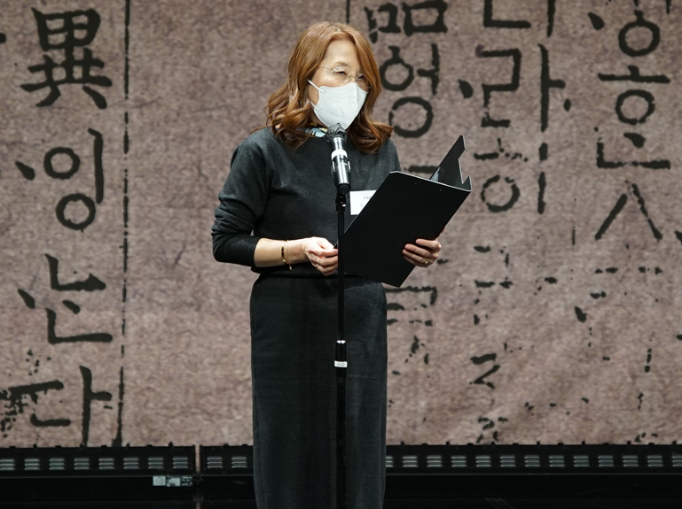 東京都立大学・黄善英特任教授による審査講評 