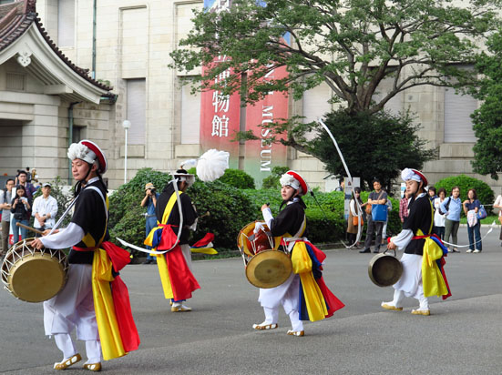 東京国立博物館にて韓国伝統芸能サムルノリ公演 