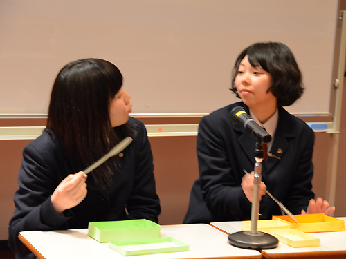 高校生スキット部門の様子