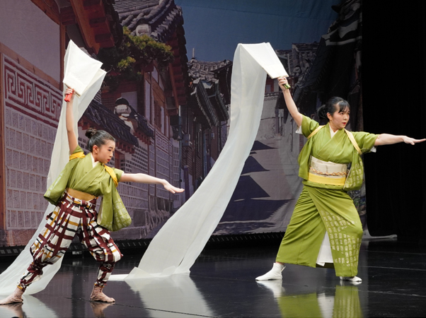 일본 전통공연 무대 