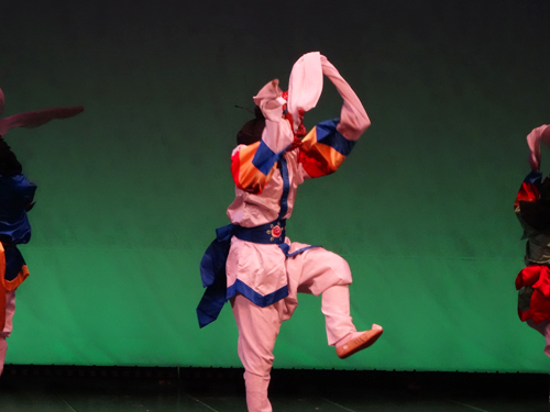 봉산탈춤의 팔묵승무