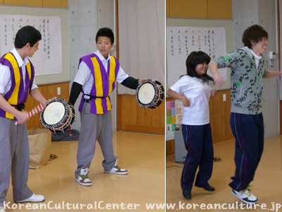 고등학생 소연극 부문 - 일본 전통 춤 및 인기 그룹 EXILE 의 댄스를 선보임