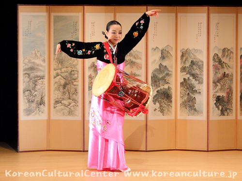 アジア文化セミナー「韓国は近い国？遠い国？」