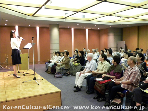 세타가야 문학관에서의 「한국전통악기 해설과 함께 듣는 콘서트」