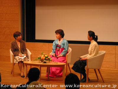 韓国と中国の料理研究家による対談