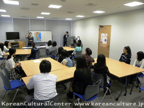 楽しく学ぶ 「中高生のための韓国語無料講座2010」 開講