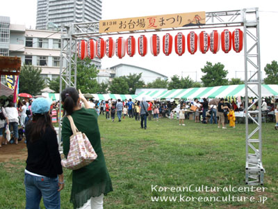 お台場夏祭り会場の様子