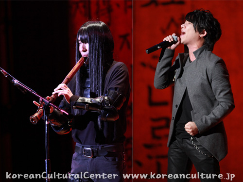 スペシャルゲスト：日本の伝統楽器である尺八奏者の入江要介さん（左）と韓流歌手のKIHOOさん（右）